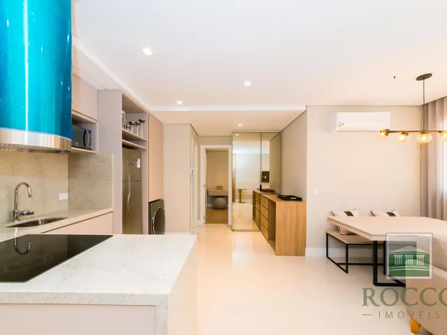 Apartamento 1 quarto e 2 banheiros, para alugar, no bairro São Francisco em Curitiba