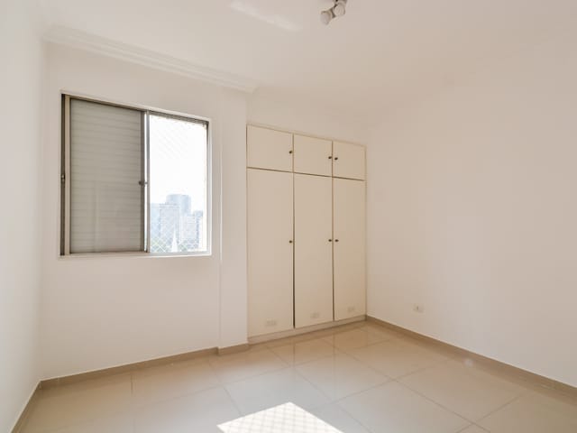 Foto do Apartamento - Apartamento tipo para venda em Moema com 2 quartos, sendo 2 suítes, 86m² | Lares e Andares Imóveis