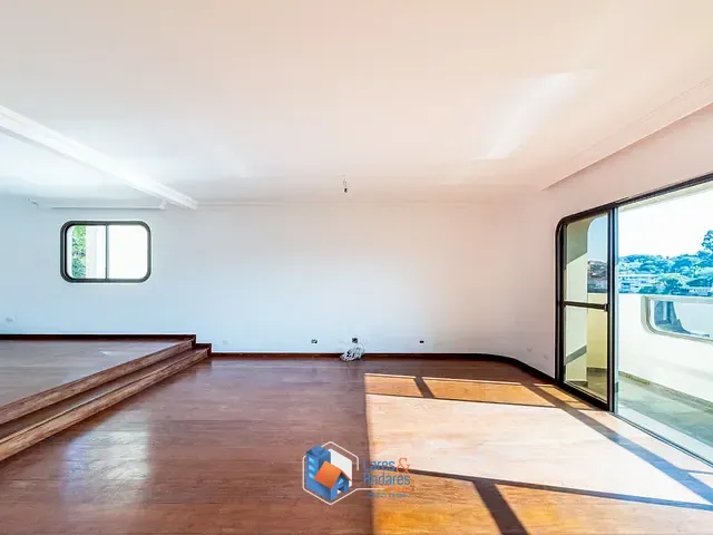Apartamento com 231m² 2 quartos e 3 banheiros, à venda, no bairro Santa Cecília em São Paulo