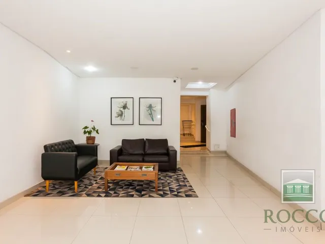 Apartamento 2 quartos e 2 banheiros, à venda, no bairro Centro em Curitiba