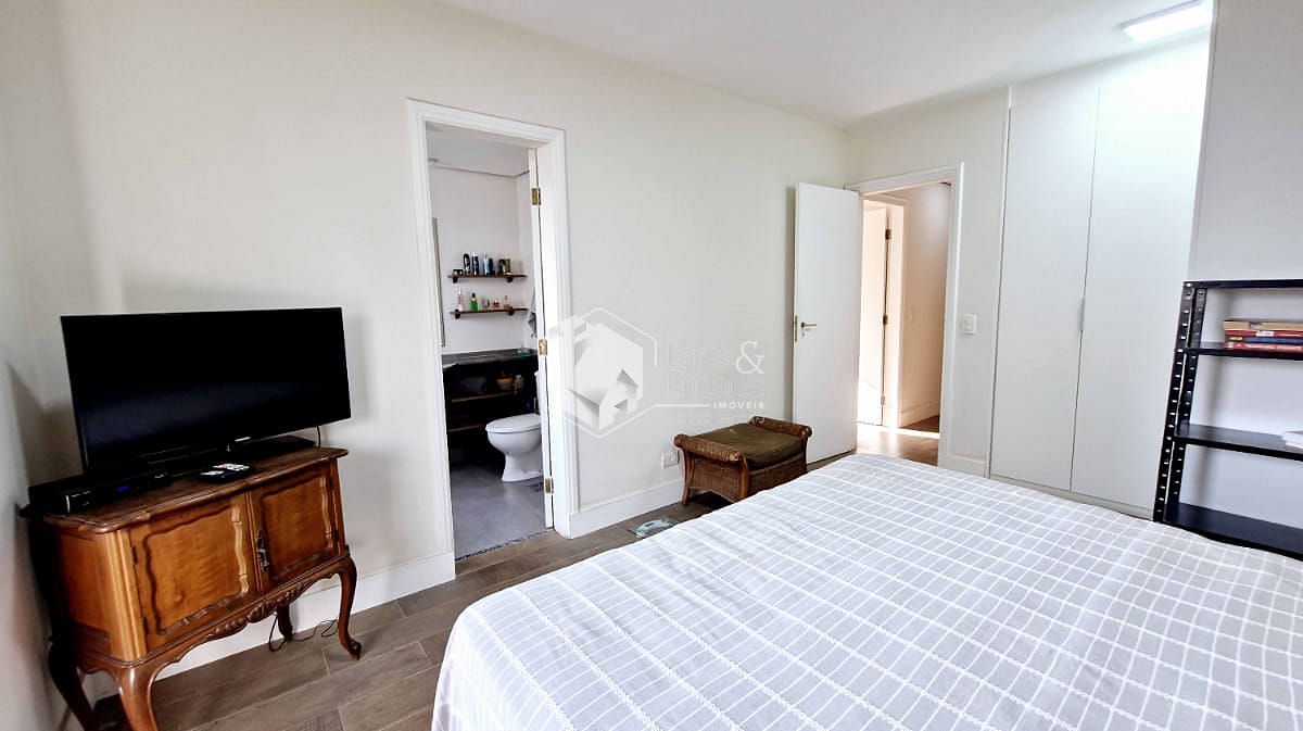 Apartamento à venda com 3 quartos, 167m² - Foto 35