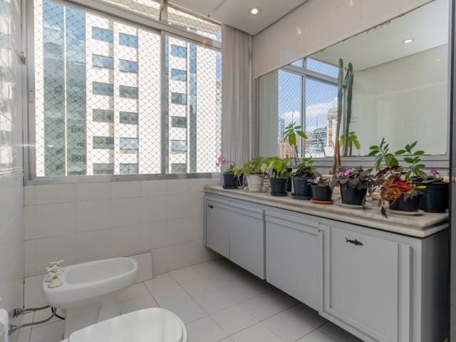 Foto do Apartamento - Apartamento tipo para venda em Consolação com 4 quartos, sendo 2 suítes, 238m² | Lares e Andares Imóveis