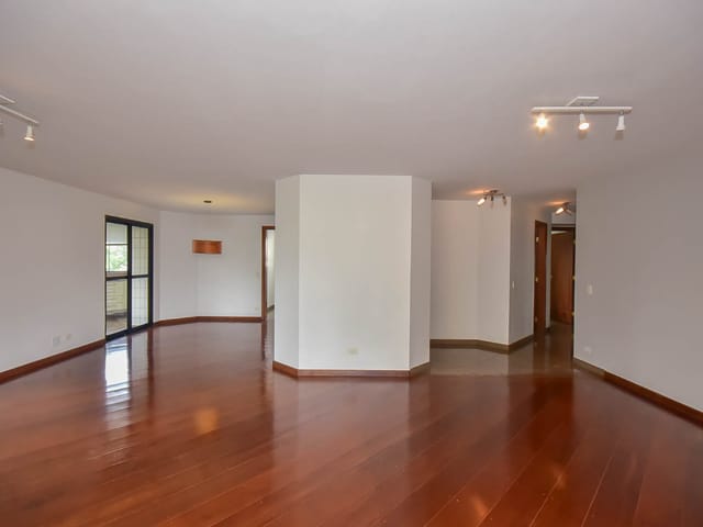 Foto do Apartamento - Apartamento tipo para venda em Jardim Londrina com 4 quartos, sendo 3 suítes, 228m² | Lares e Andares Imóveis