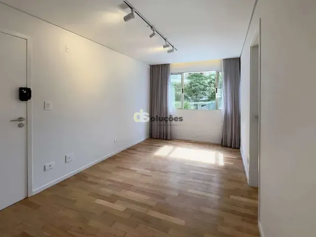 Apartamento 2 quartos e 1 banheiro, à venda, no bairro Alto da Lapa em São Paulo