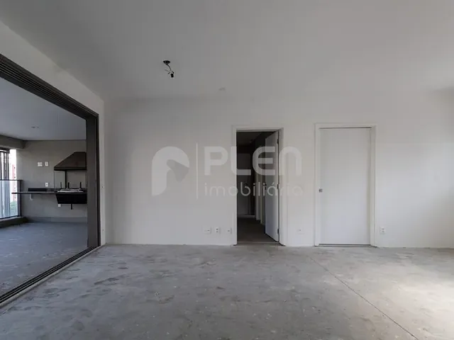 Apartamento 3 quartos e 5 banheiros, à venda, no bairro Vila Olímpia em São Paulo