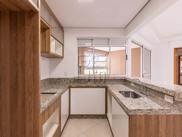 Apartamento com 127m² 3 quartos e 2 banheiros, à venda, no bairro Gleba Fazenda Palhano em Londrina