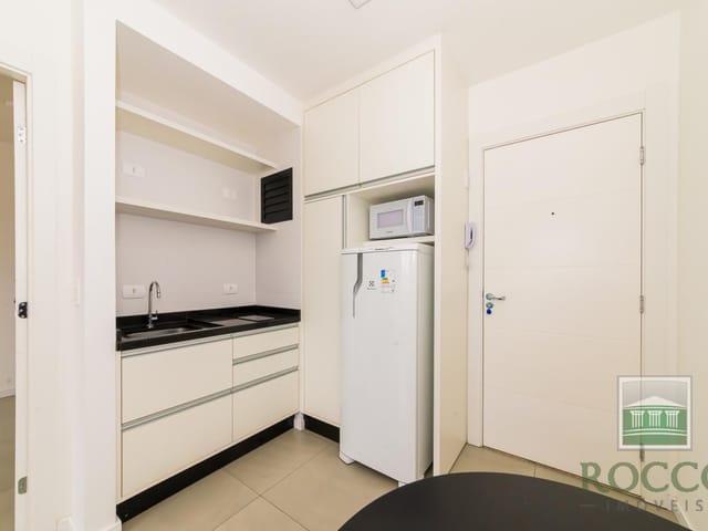 Apartamento 1 quarto e 1 banheiro, para alugar, no bairro Bacacheri em Curitiba