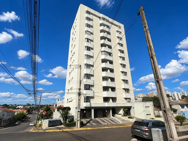 Apartamento Semimobiliado à Venda, 3 quartos (sendo 1 suíte), 1 vaga de garagem, Ed. Mansão Van Gogh - Centro, Ponta Grossa.