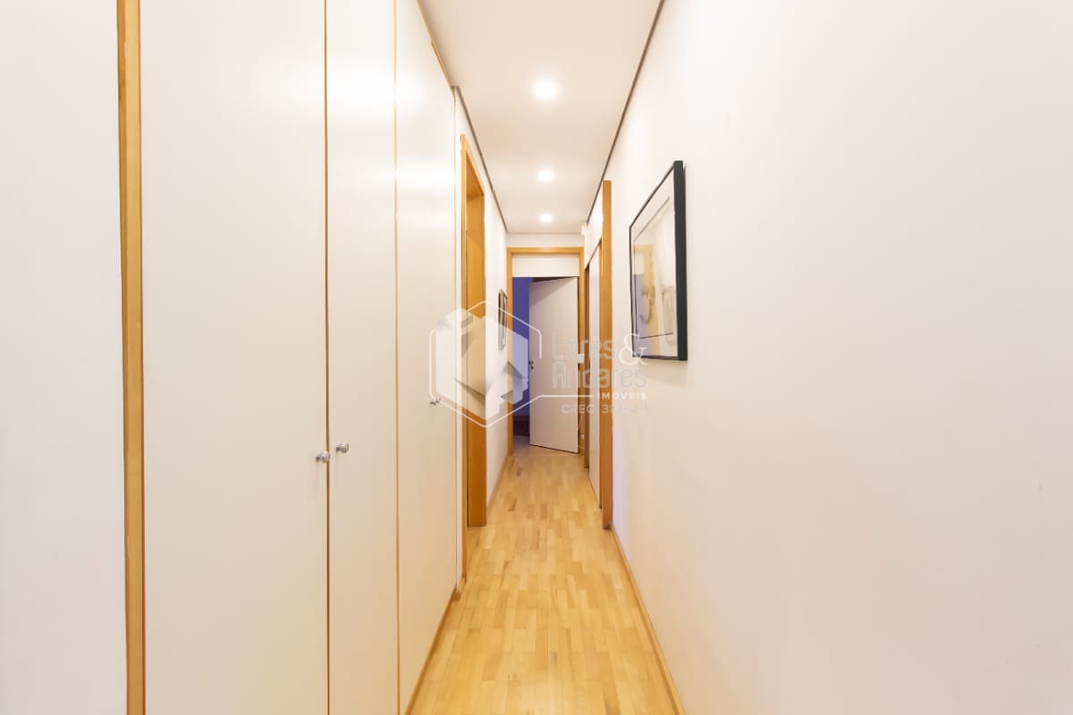 Apartamento à venda com 4 quartos, 272m² - Foto 17
