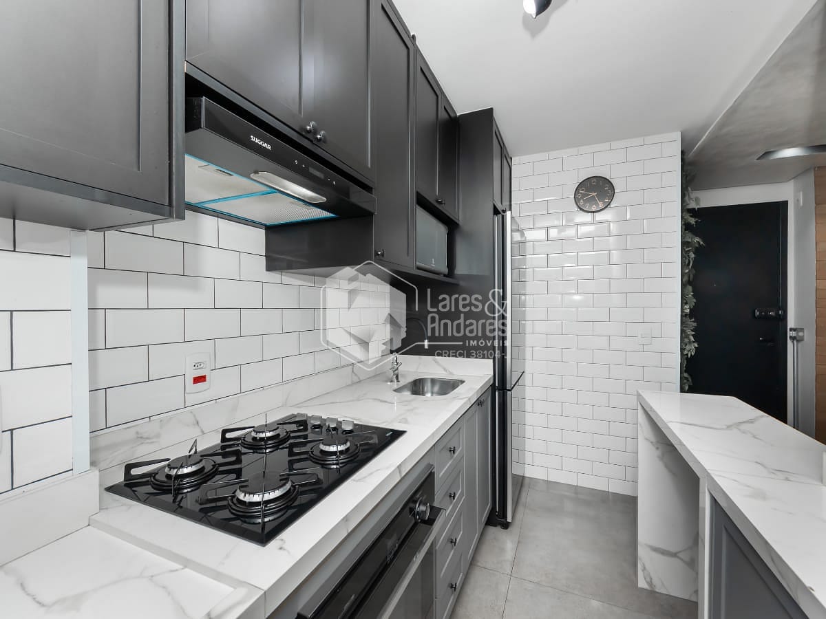 Apartamento à venda com 2 quartos, 44m² - Foto 11