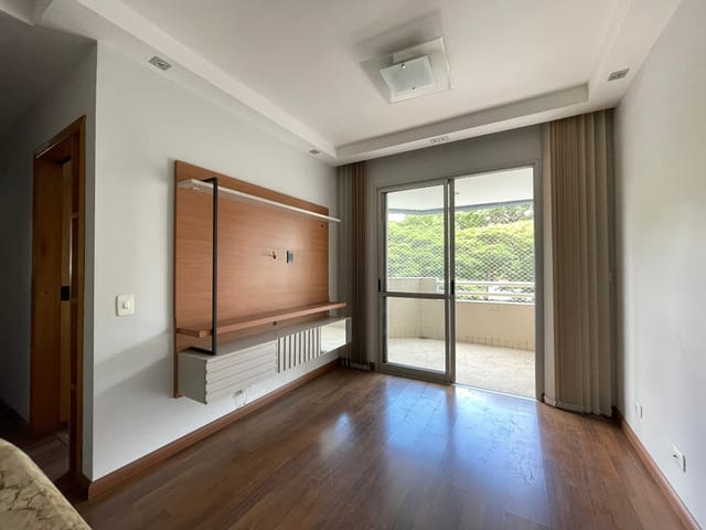 Apartamento 3 quartos e 2 banheiros, para alugar, no bairro Vila Gomes Cardim em São Paulo
