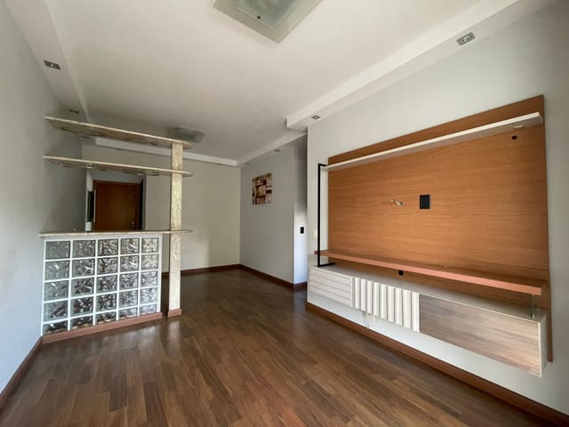 Apartamento 3 quartos e 2 banheiros, para alugar, no bairro Vila Gomes Cardim em São Paulo