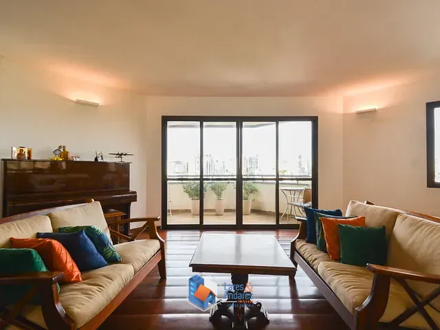 Apartamento com 379m² 4 quartos e 5 banheiros, à venda, no bairro Pacaembu em São Paulo