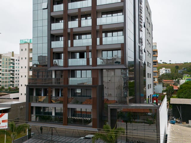 Apartamento 1 quarto e 1 banheiro, à venda, no bairro Praia Brava em Itajaí