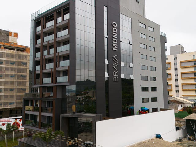 Apartamento 1 quarto e 1 banheiro, à venda, no bairro Praia Brava em Itajaí