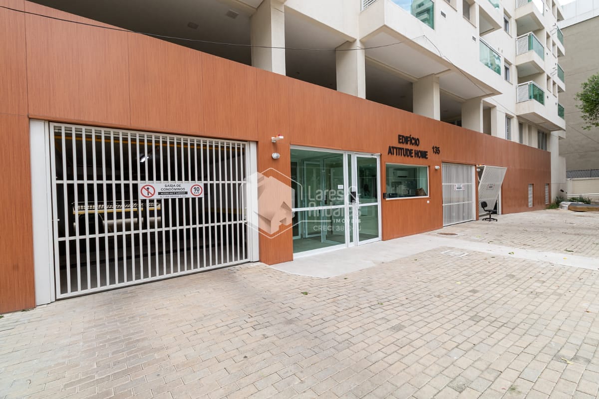 Apartamento à venda com 1 quarto, 42m² - Foto 32