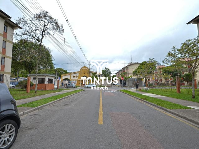 Apartamento 2 quartos e 1 banheiro, para alugar, no bairro Boa Vista em Curitiba
