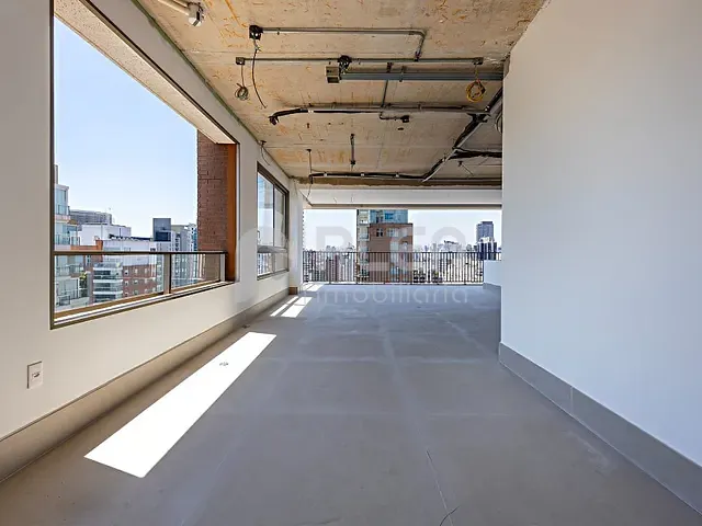 Apartamento 3 quartos e 5 banheiros, à venda, no bairro Itaim Bibi em São Paulo