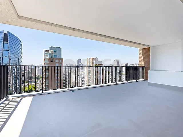 Apartamento 3 quartos e 5 banheiros, à venda, no bairro Itaim Bibi em São Paulo