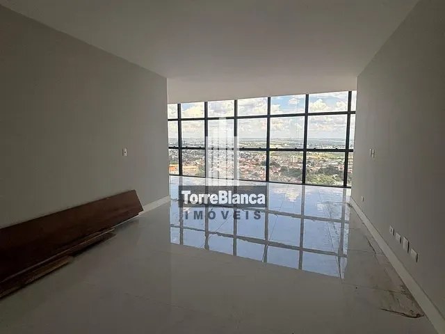 Apartamento 3 quartos e 6 banheiros, à venda, no bairro Olarias em Ponta Grossa