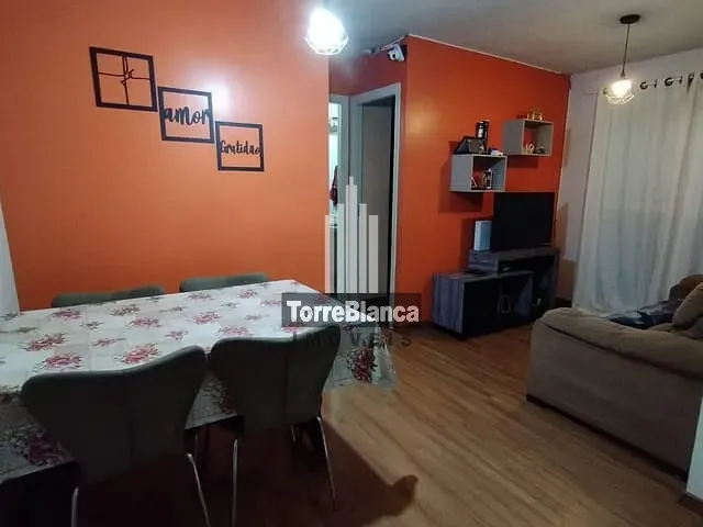 Apartamento 2 quartos e 1 banheiro, à venda, no bairro Uvaranas em Ponta Grossa