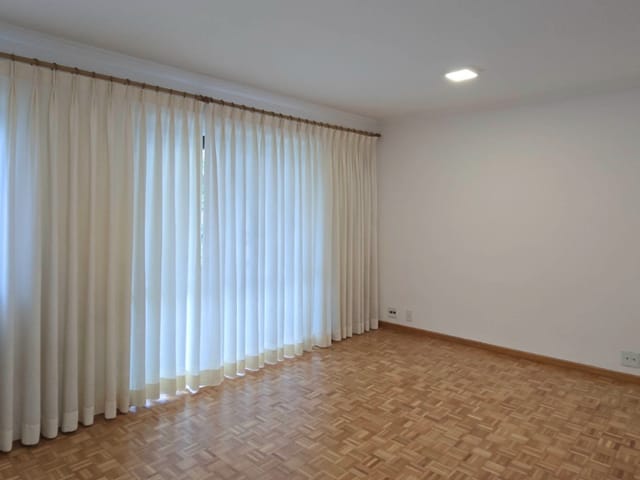 Foto do Apartamento - Apartamento tipo para venda em Moema com 3 quartos, sendo 1 suíte, 95m² | Lares e Andares Imóveis