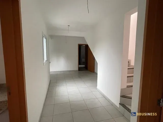 Apartamento 2 quartos e 2 banheiros, à venda, no bairro Vila Guiomar em Santo André