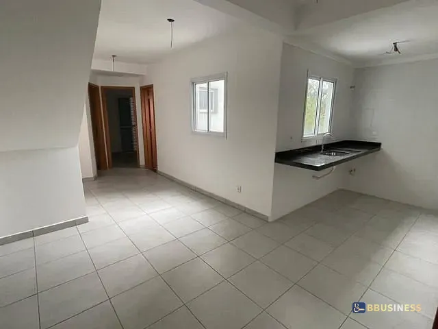 Apartamento 2 quartos e 2 banheiros, à venda, no bairro Vila Guiomar em Santo André