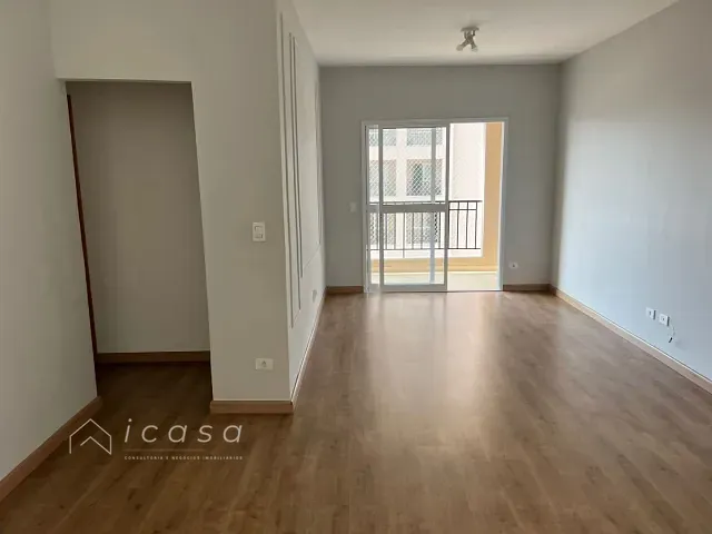 Apartamento com 88m² 3 quartos e 2 banheiros, à venda ou para alugar, no bairro Centro em Jacareí