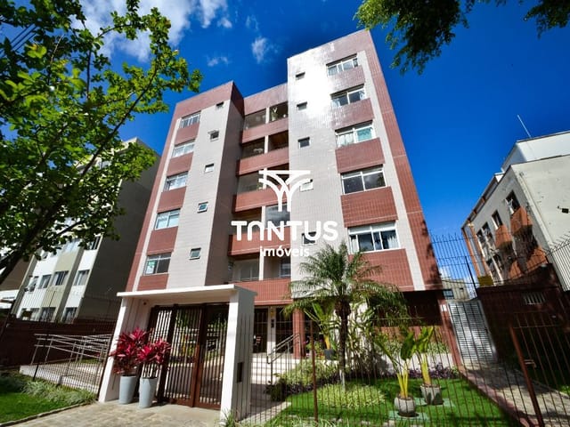 Apartamento 3 quartos e 2 banheiros, para alugar, no bairro Juvevê em Curitiba