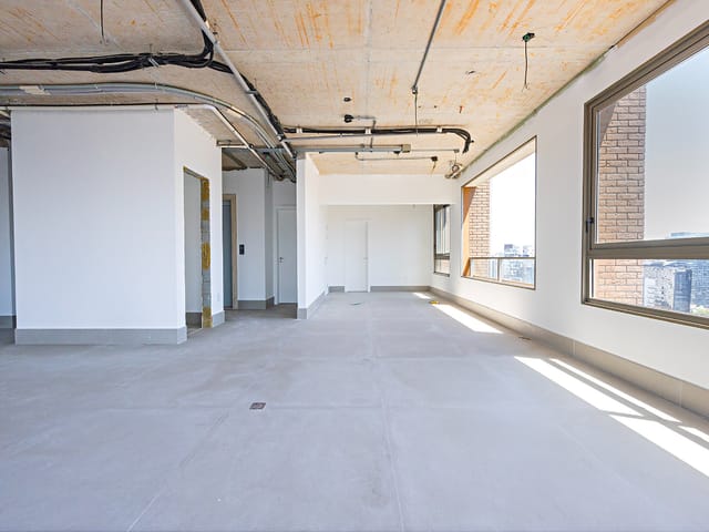 Foto do Apartamento - Apartamento tipo para venda em Itaim Bibi com 3 quartos, sendo 3 suítes, 189m² | Lares e Andares Imóveis