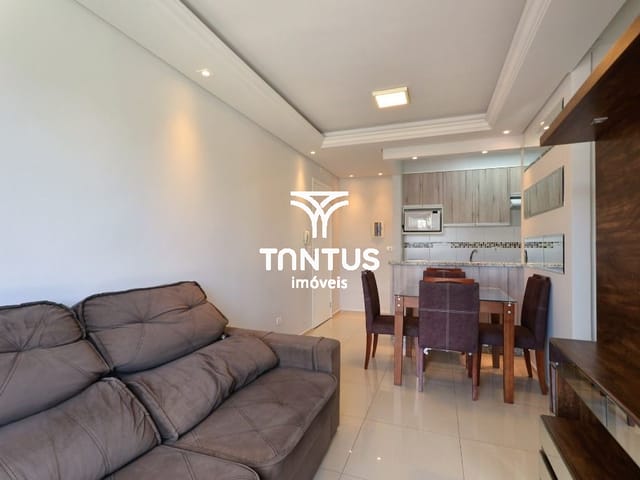 Apartamento 3 quartos e 1 banheiro, para alugar, no bairro Campo Comprido em Curitiba