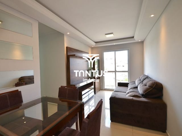 Apartamento 3 quartos e 1 banheiro, para alugar, no bairro Campo Comprido em Curitiba