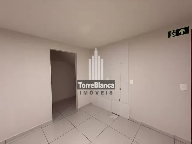 Apartamento com 55m² 2 quartos e 2 banheiros, para alugar, no bairro Centro em Ponta Grossa