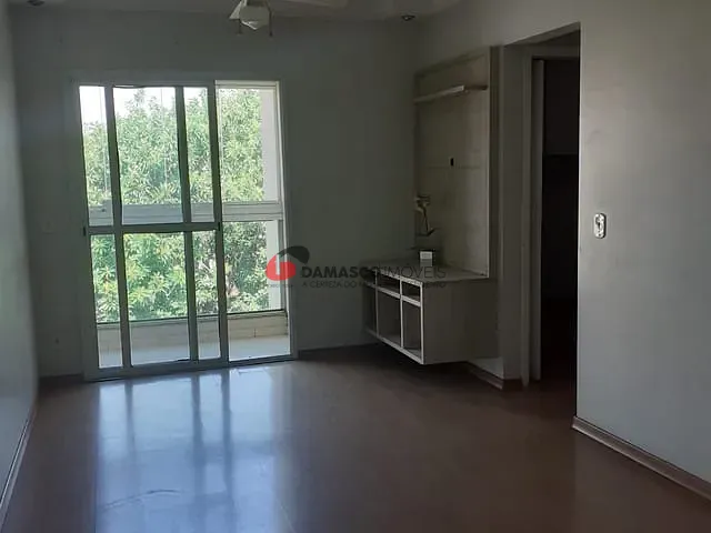 Apartamento 2 quartos e 2 banheiros, à venda, no bairro Utinga em Santo André
