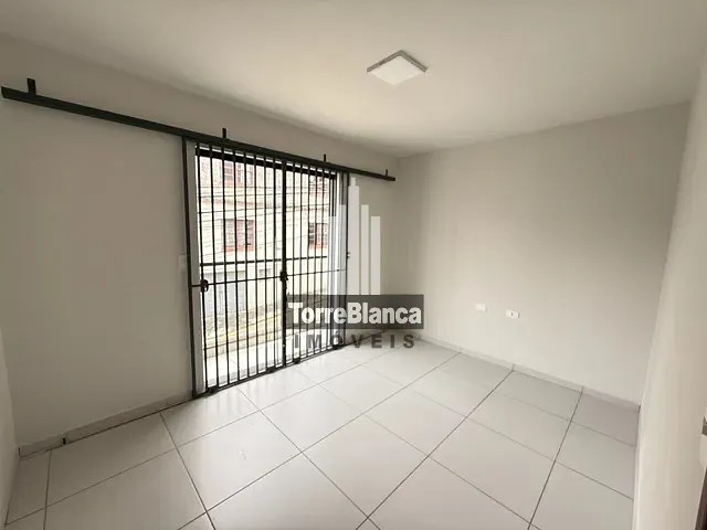 Apartamento com 50m² 1 quarto e 2 banheiros, para alugar, no bairro Centro em Ponta Grossa