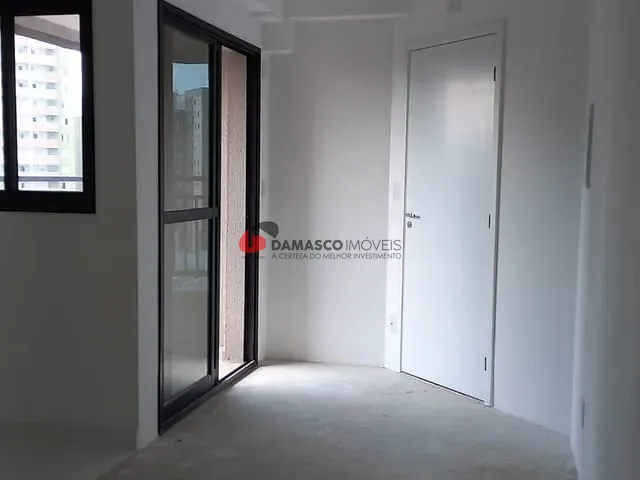 Apartamento 1 quarto e 1 banheiro, à venda, no bairro Vila Valparaíso em Santo André