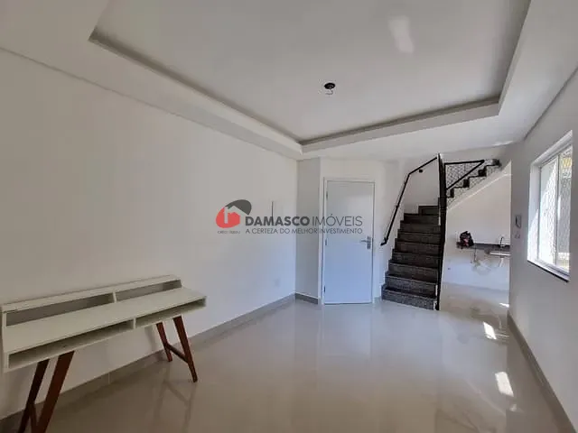 Apartamento 2 quartos e 2 banheiros, à venda, no bairro Campestre em Santo André