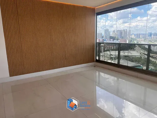 Apartamento com 252m² 3 quartos e 6 banheiros, à venda, no bairro Real Parque em São Paulo