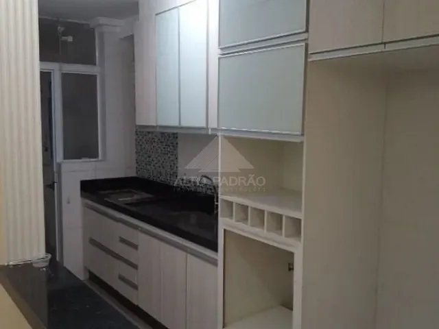 Apartamento com 56m² 2 quartos e 1 banheiro, à venda, no bairro Vila Assis Brasil em Mauá