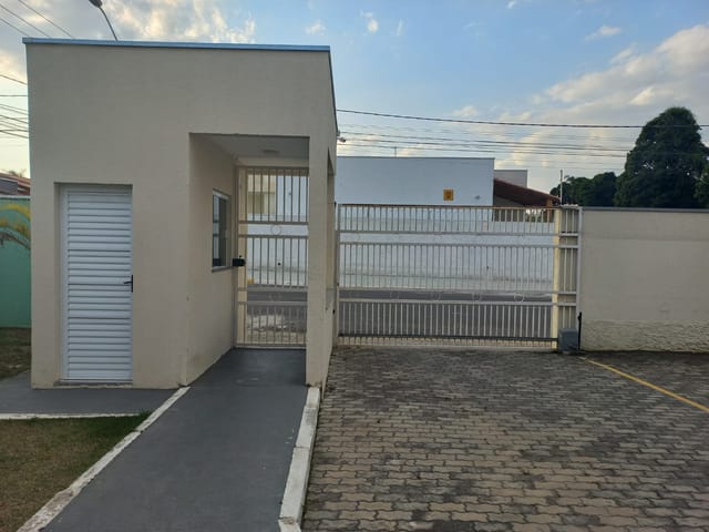 Apartamento com 55m² 2 quartos e 1 banheiro, à venda, no bairro Vila Zélia em Lorena
