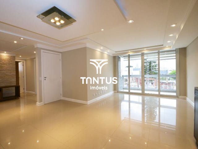 Apartamento 3 quartos e 4 banheiros, para alugar, no bairro Alto da XV em Curitiba