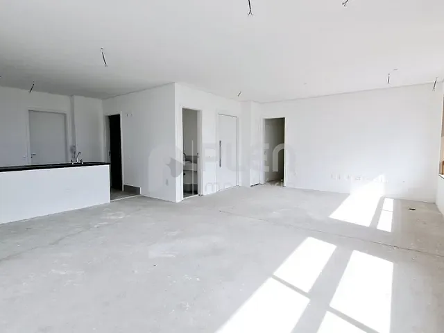 Apartamento 3 quartos e 5 banheiros, à venda, no bairro Itaim Bibi em São Paulo
