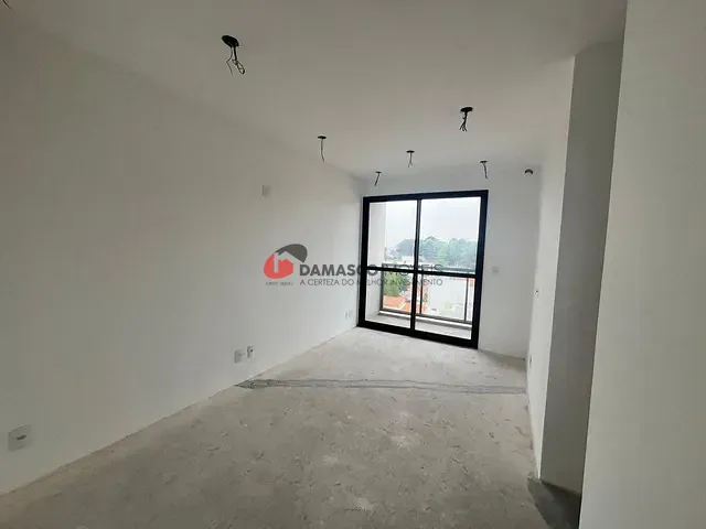 Apartamento 2 quartos e 2 banheiros, à venda, no bairro Vila Alpina em Santo André