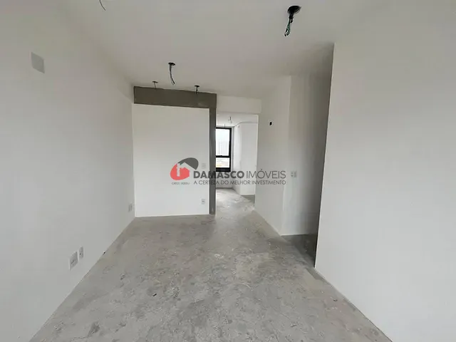 Apartamento 2 quartos e 2 banheiros, à venda, no bairro Vila Alpina em Santo André