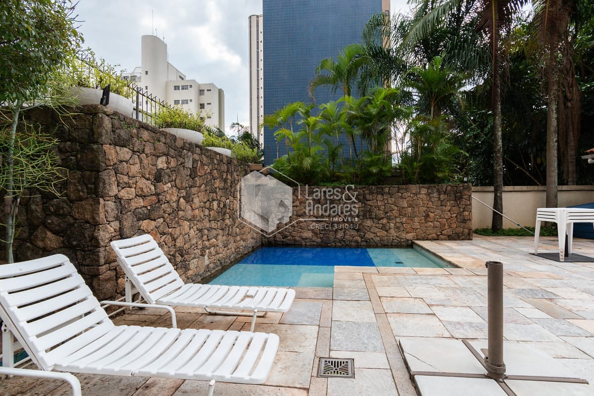 Apartamento à venda com 3 quartos, 195m² - Foto 42