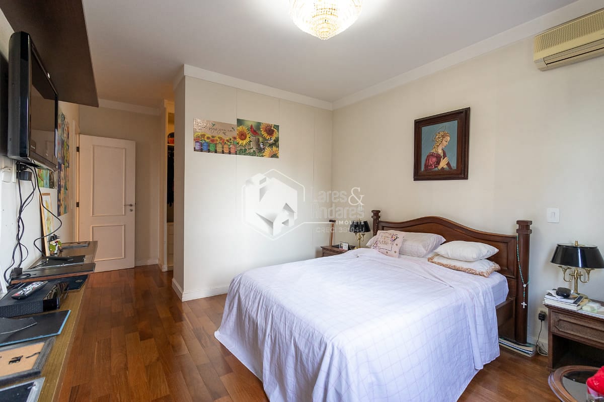 Apartamento à venda com 3 quartos, 195m² - Foto 32