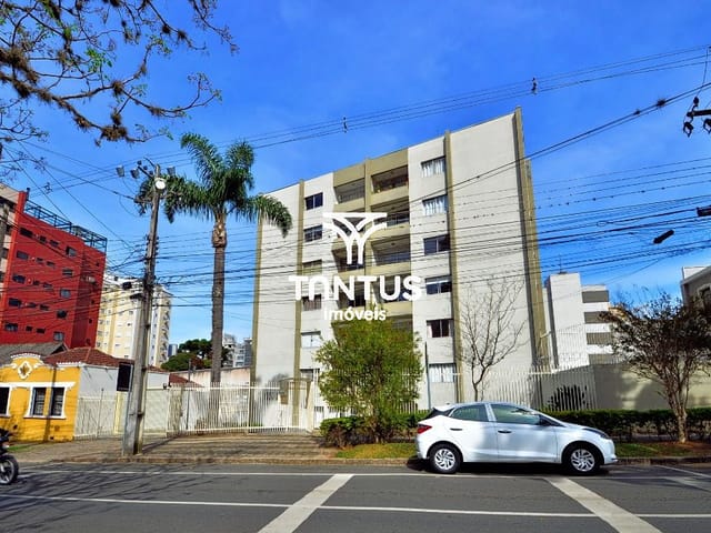 Apartamento 3 quartos e 3 banheiros, para alugar, no bairro Bigorrilho em Curitiba
