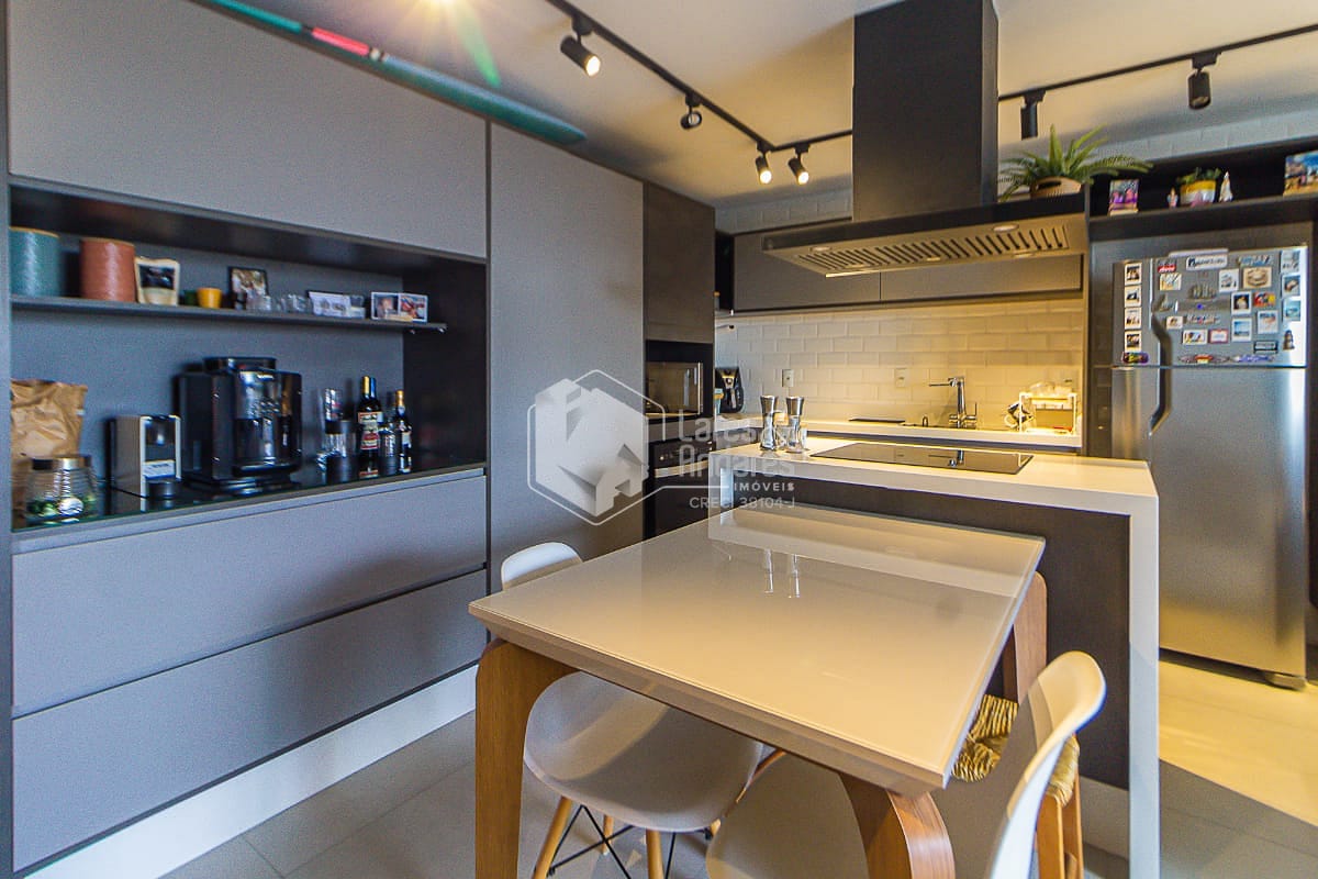 Apartamento à venda com 2 quartos, 55m² - Foto 3