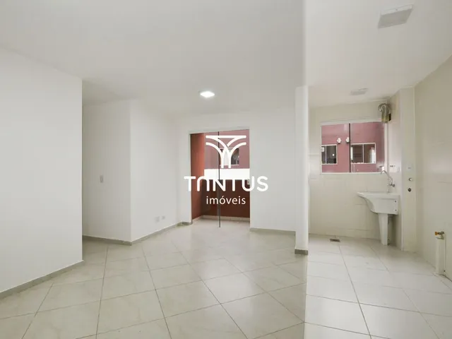 Apartamento 3 quartos e 1 banheiro, à venda, no bairro Santa Cândida em Curitiba